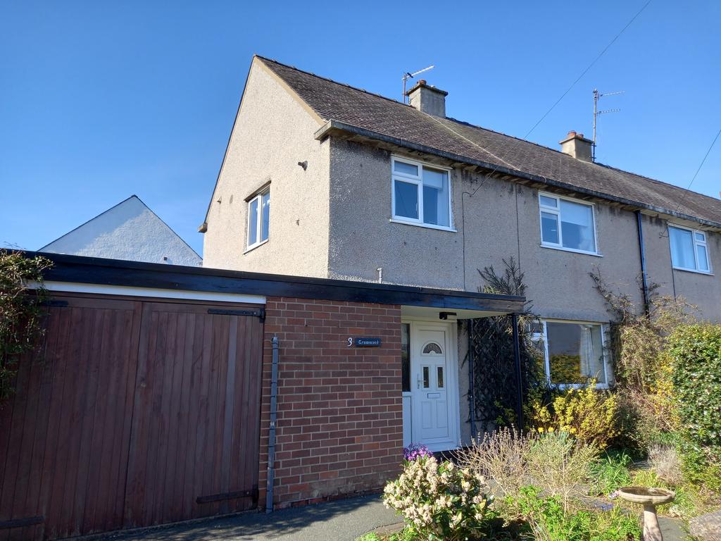 Belmont Drive, Bangor LL57 3 bed semidetached house for sale £279,500