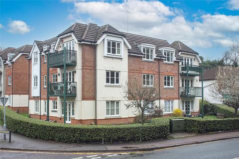 2 bedroom flat for sale, Oaklands Court, Canonsfield Road, Welwyn, Hertfordshire