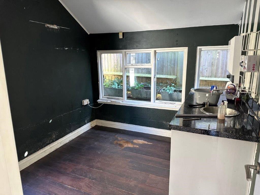 Kitchen/Utility