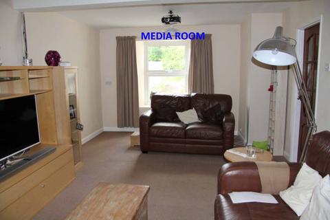 Timberdale House Coped Hall, Wootton Bassett, Swindon, SN4 8ES