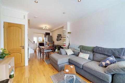 121a Ellison Road, London, SW16 5DE