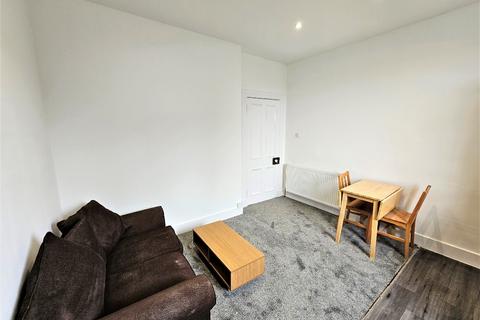 1 bedroom flat to rent, Elmbank Terrace, Kittybrewster, Aberdeen, AB24