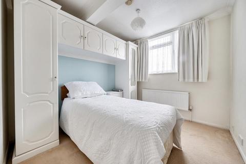 9 Grenville Way, Thame, OX9 3YW