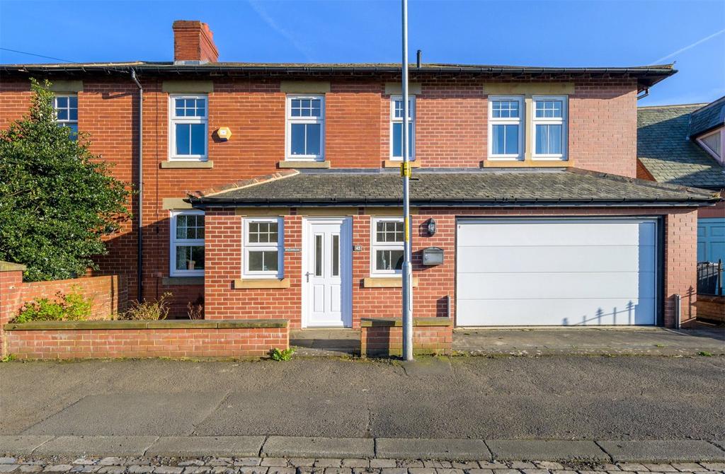 Mitford Road, Morpeth, Northumberland, NE61 4 bed semidetached house for sale £400,000