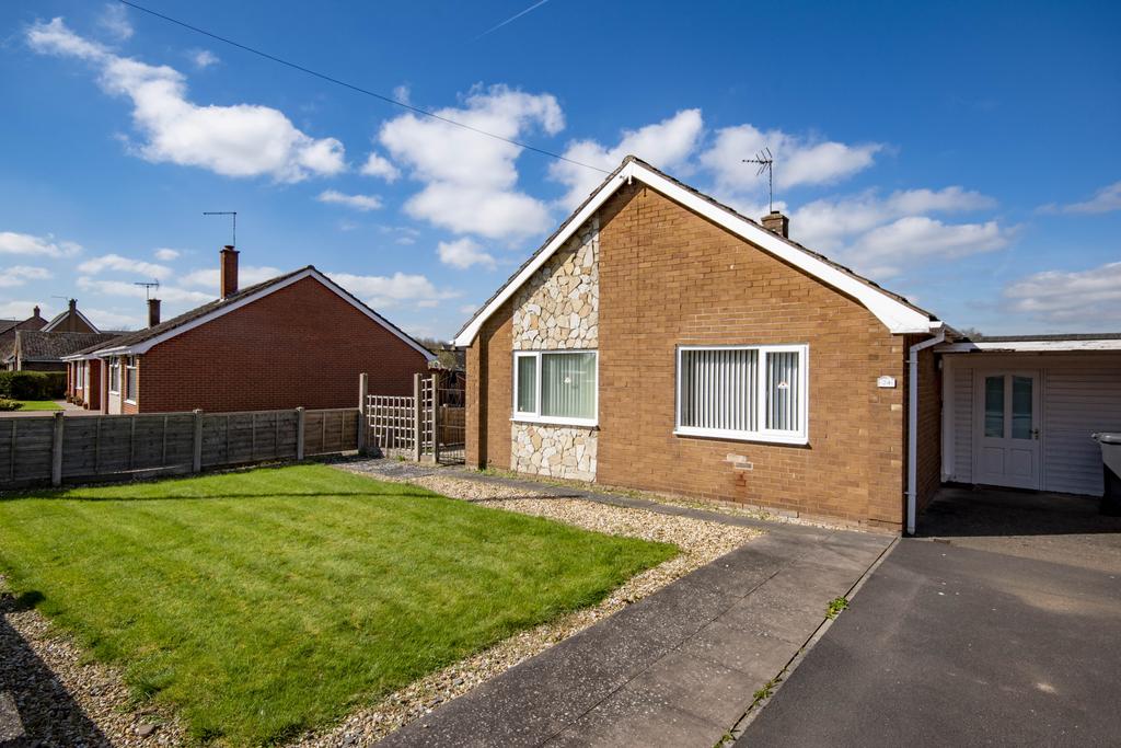 Roden Grove, Wem SY4 2 bed link detached house for sale £220,000