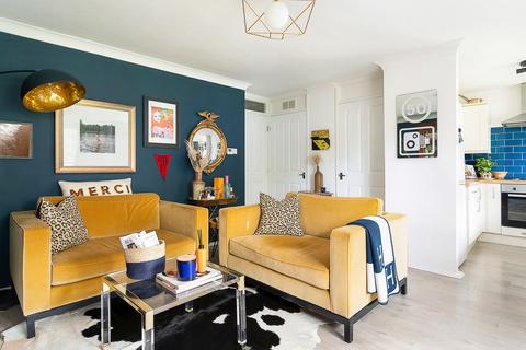 90 Mount View, Henley-on-thames, RG9 2EL