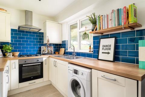 90 Mount View, Henley-on-thames, RG9 2EL