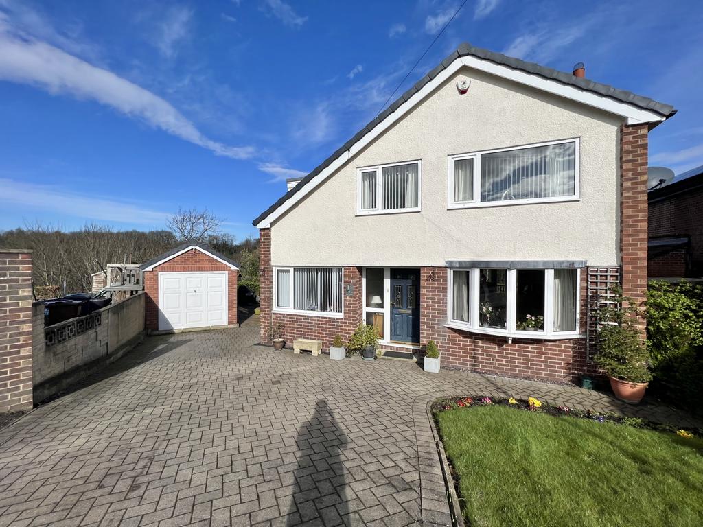 Cambridge Grove, Kippax, LS25 4 bed detached house £450,000
