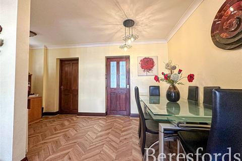 88 Norman Road, Hornchurch, RM11 1NB