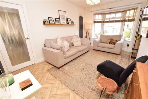 12 Crofthouse Drive, Glasgow, G44 5LF