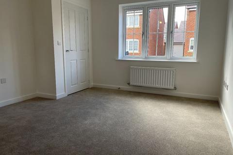 3 bedroom semi-detached house to rent, Dustmoor Drive, Quorn, LE12 8XX