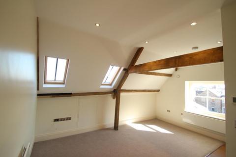 2 bedroom flat to rent, Hunter House, Goodramgate, York, YO1