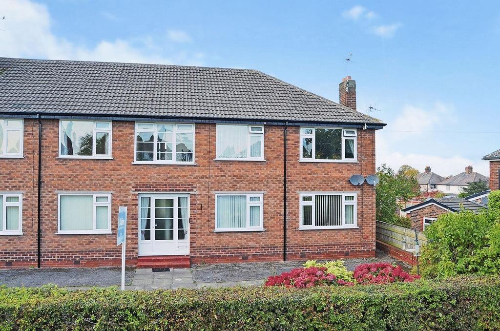 Heath Road, Runcorn, WA7 5TG 2 bed flat £650 pcm (£150 pw)