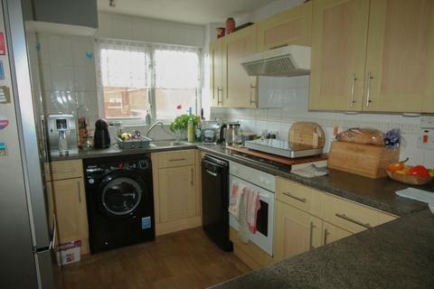 221 Leaside Way, Southampton, SO16 3EQ