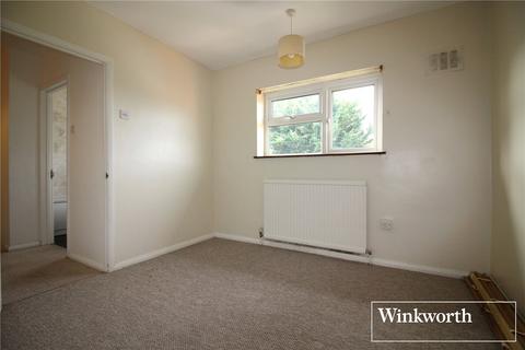 3 bedroom terraced house to rent, Buckingham Road, Borehamwood, Hertfordshire, WD6