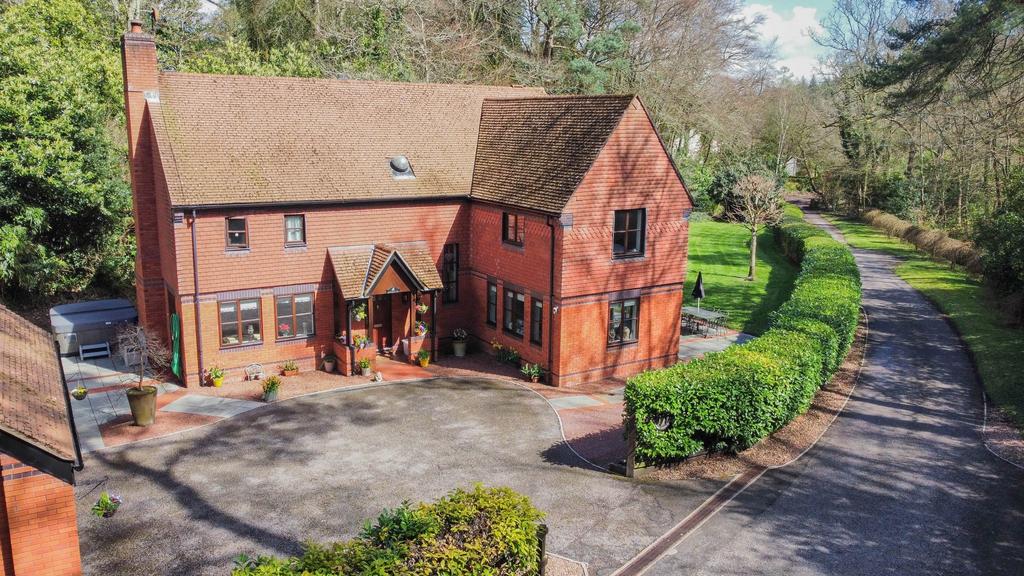 Toadpit Lane, West Hill 5 bed detached house £1,100,000