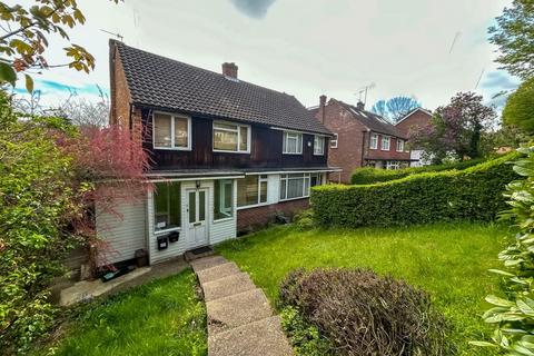 4 bedroom semi-detached house to rent, Deeds Grove High Wycombe HP12 3NT