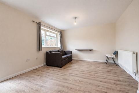 undefined, 5 Bedroom Shared House To Let - HP12