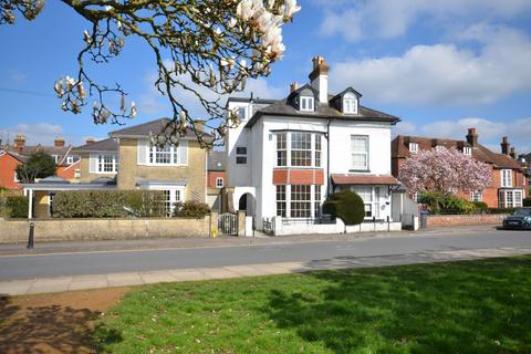 4 bedroom semi-detached house for sale - Mill Road, Salisbury, Wiltshire, SP2
