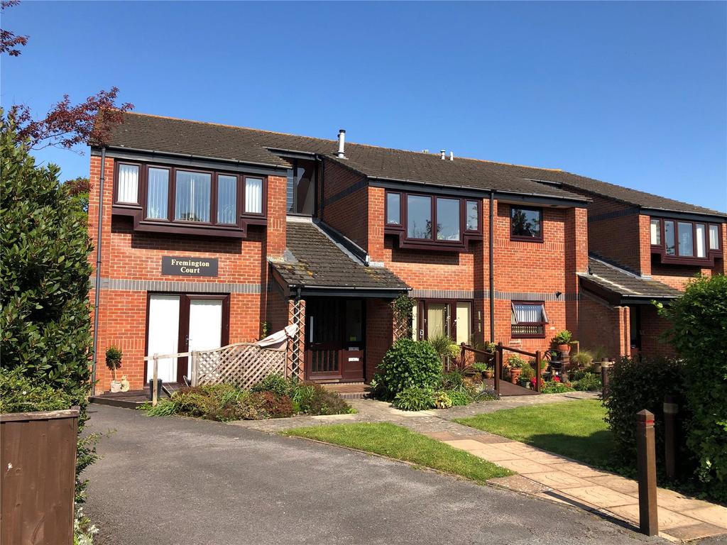 Fremington Court, Herbert Road, New Milton, Hampshire, BH25 2 bed apartment for sale £275,000