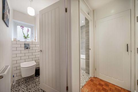 Flat 4, Cawston Court Highland Road, Bromley, BR1 4AF