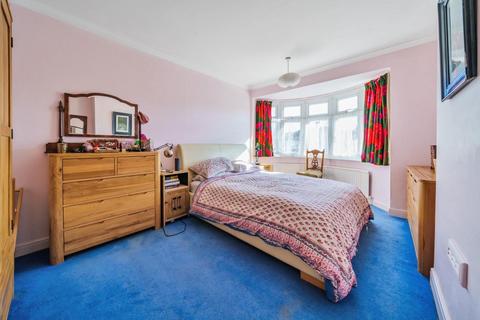 97 Kingsway, West Wickham, BR4 9JE