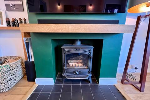 97 Gracemere Crescent, Yardley Wood, Birmingham, B28 0UB