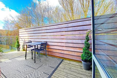 Apartment 7, Springfield Court Springfield Avenue, Harrogate, HG1 2HR