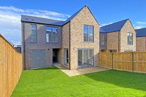 3 bedroom link detached house to rent, Fewston Drive, Harrogate