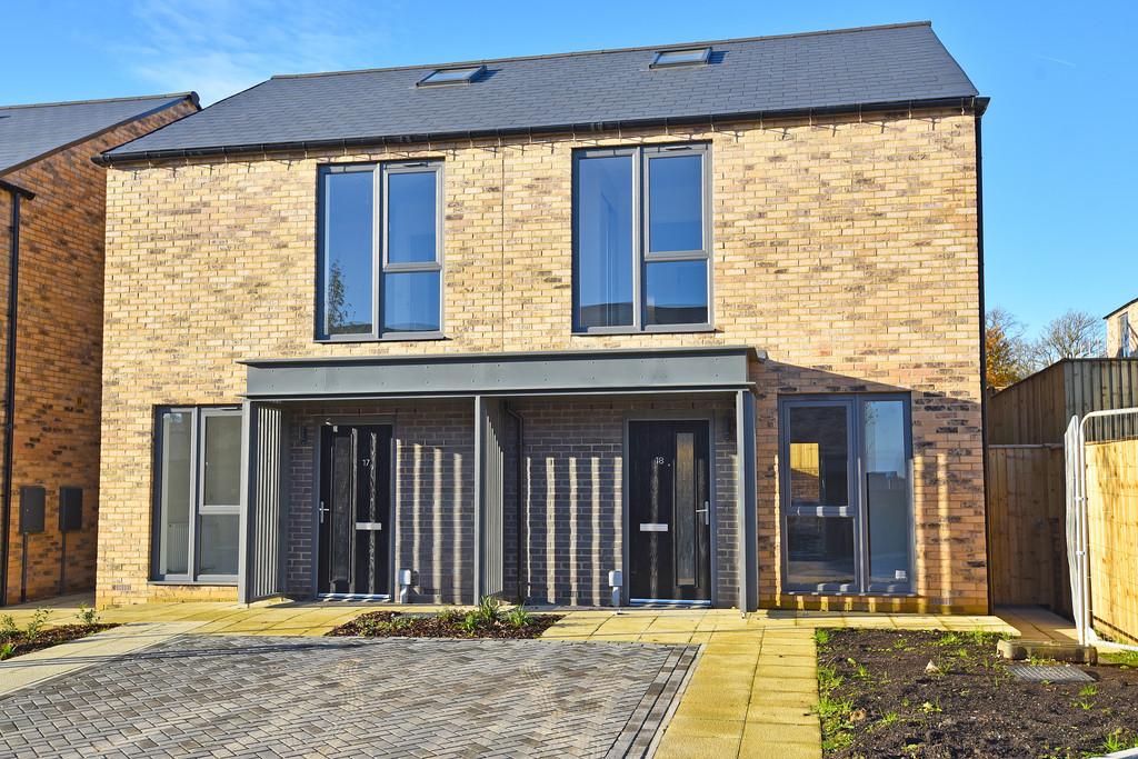 Lindley Mews, Harrogate 2 bed semidetached house to rent £1,095 pcm