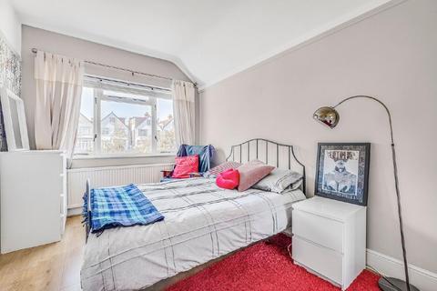 27 Hilldown Road, London, SW16 3DZ