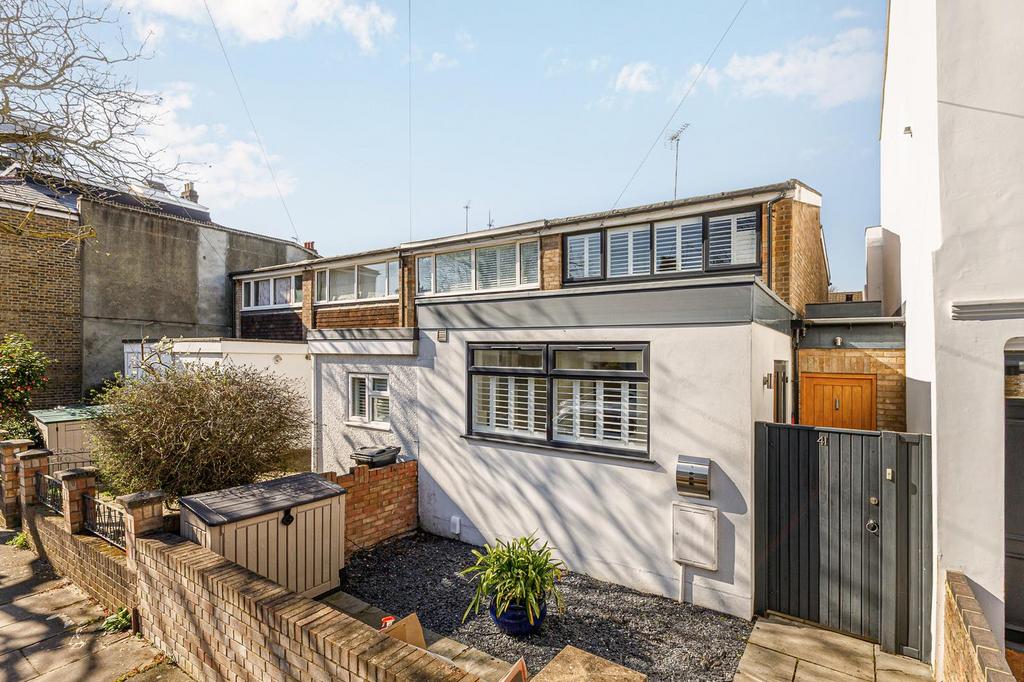 Reckitt Road, Chiswick, W4 2 bed house for sale £925,000