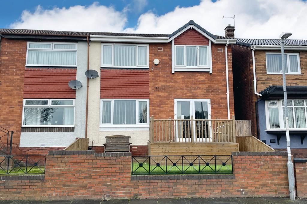 Baltimore Square, Town End Farm 3 bed semidetached house for sale £