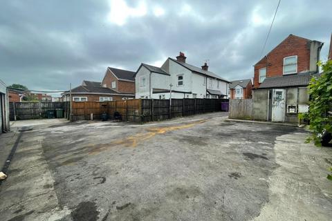Workshop & retail space to rent - Abercromby Avenue (Rear Commercial),