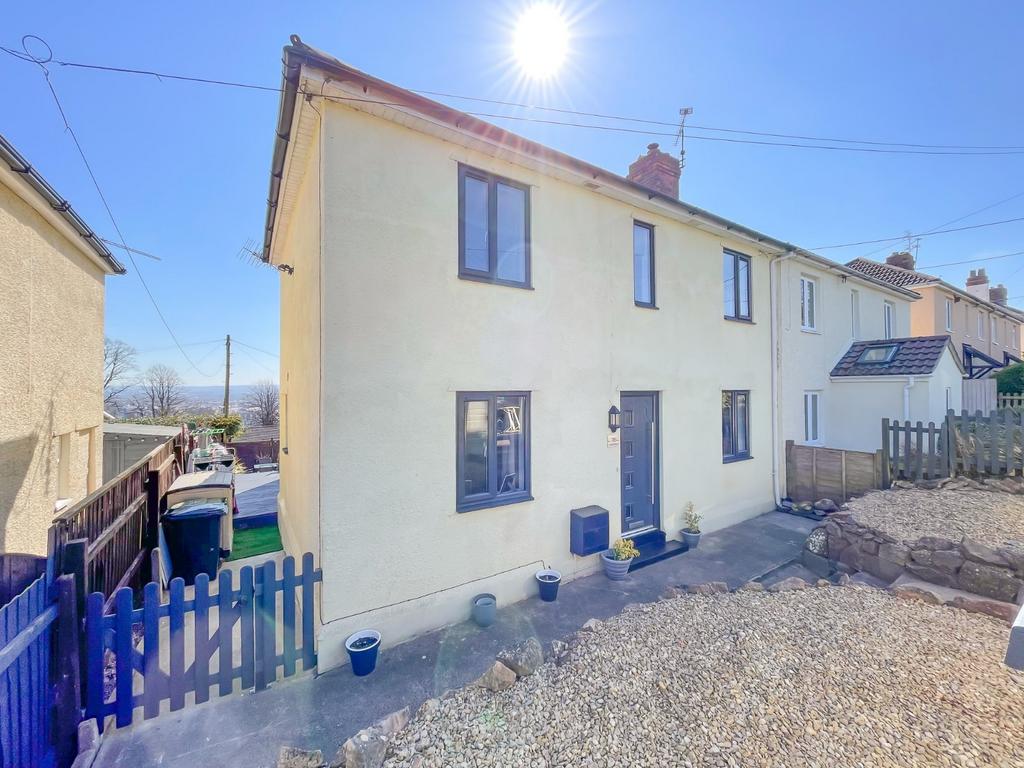 South Road, Portishead, Bristol... 4 bed semidetached house £450,000