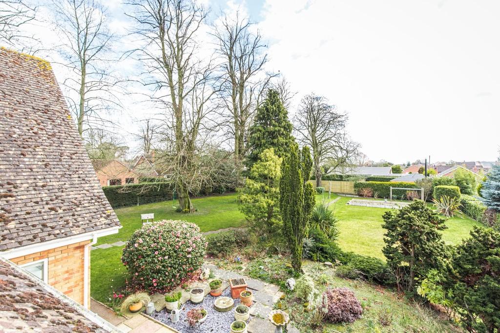 Watlington 5 bed detached house for sale £550,000