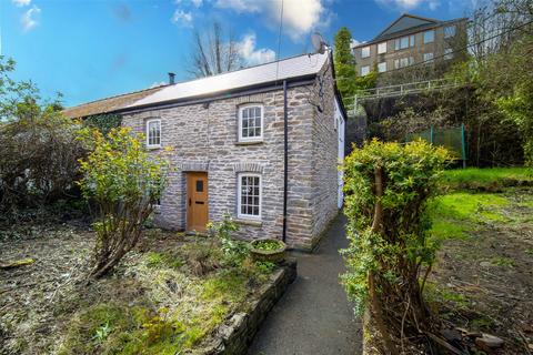 176 Broadway, Pontypridd, CF37 1BH