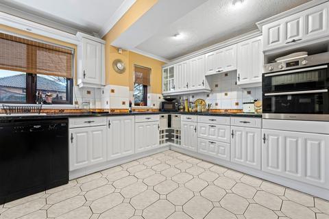 undefined, Glan Creigiau, Groesfaen, Pontyclun