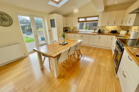 49 Broadmark Lane, Rustington, Littlehampton, BN16 2HH