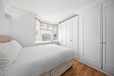 2 bedroom flat to rent, Bourdon Street, Mayfair, London