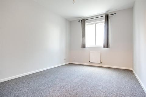 2 bedroom flat to rent, Davey Close, London, N13