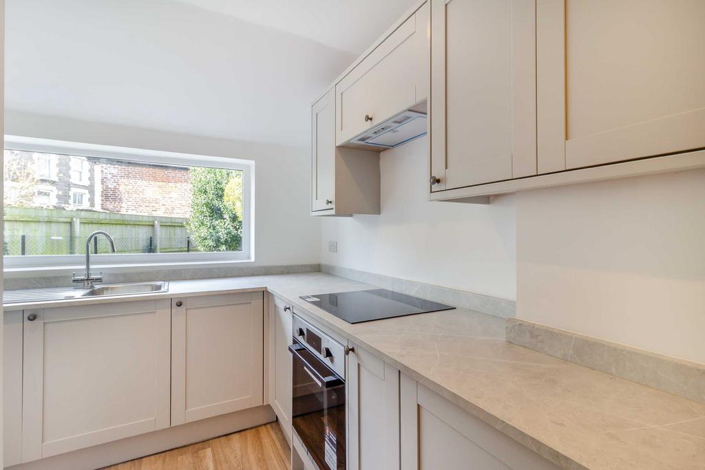 St. Helens Road, Abergavenny 3 bed terraced house for sale £265,000