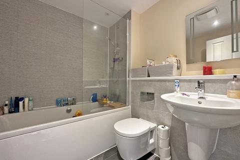 1 Centenary Way, Threemilestone, Truro, TR3 6FH