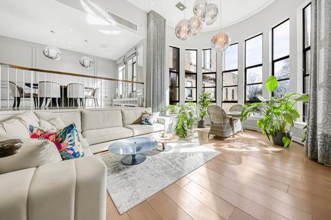 4 bedroom flat to rent, Spaniards Road, Hampstead, London