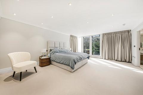 4 bedroom flat to rent, Spaniards Road, Hampstead, London