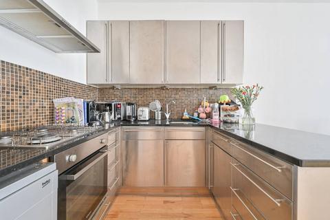 2 bedroom flat for sale - Berners Street, Fitzrovia, London, W1T