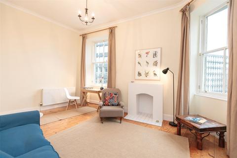 1 bedroom flat to rent, Lady Lawson Street, Edinburgh, EH3