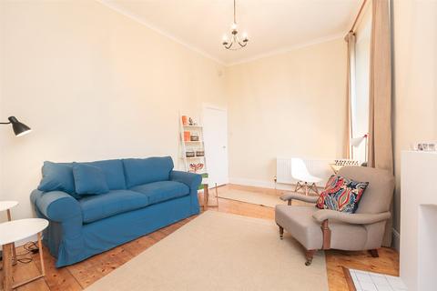 1 bedroom flat to rent, Lady Lawson Street, Edinburgh, EH3