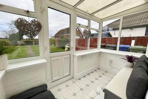 2 bedroom semi-detached bungalow for sale - SOUTHERN WALK, SCARTHO