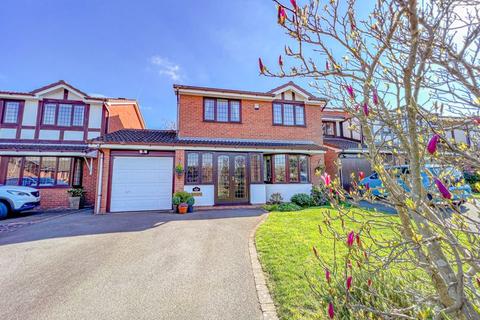 16 Chestnut Close, Streetly, Sutton Coldfield, B74 3EF